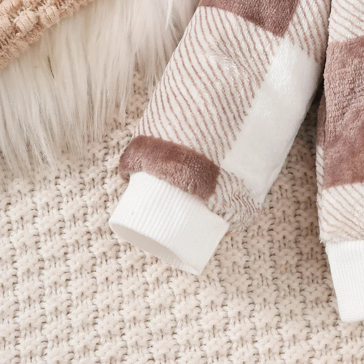 Baby Boy Plush Winter Suit – 2-Piece Set (0–24 Months) - LunaKit Baby