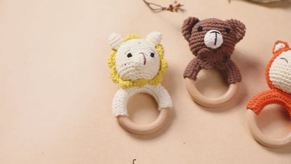 Wooden Baby Teether Rattle – Calm Play for Curious Little Hands